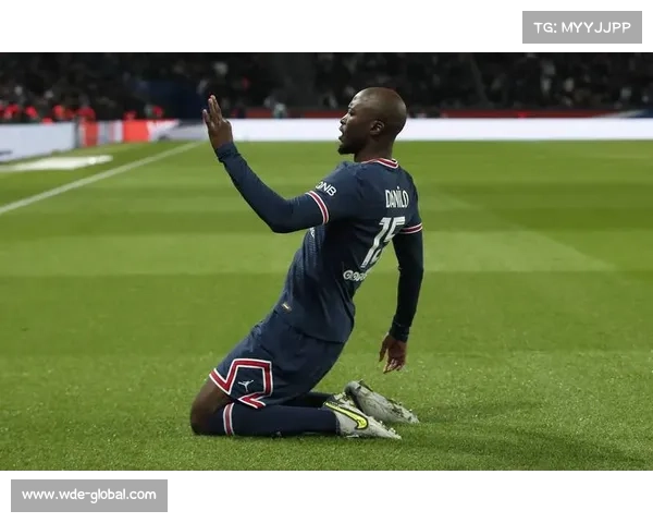 法甲巴黎圣日耳曼姆巴佩伤愈复出 欧冠资格赛成赛季焦点 法甲巴黎圣日耳曼姆巴佩伤愈复出 欧冠资格赛成赛季焦点