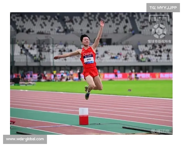 中国男子跳远迎历史性突破 七人跃过8米10大关袁 中国男子跳远迎历史性突破 七人跃过8米10大关袁